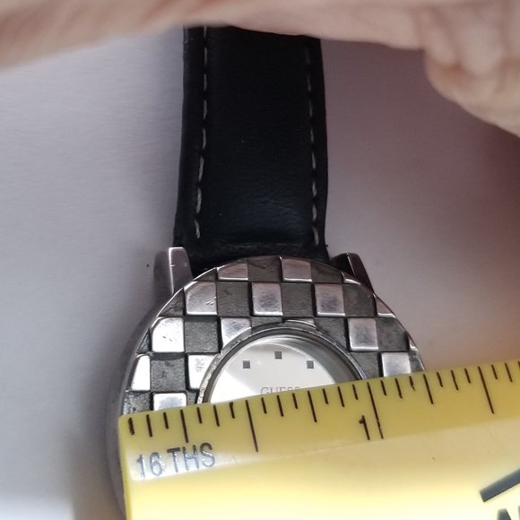 REtired 90s GUESS  watch Silver Face  Genuine Guess Working Retro Look Vintage - Picture 7 of 8